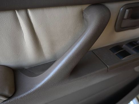 Used 1997 Toyota Land Cruiser image 68