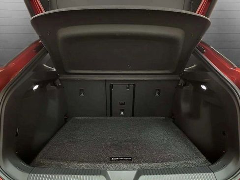 Used 2024 Volkswagen ID.4 S image 86