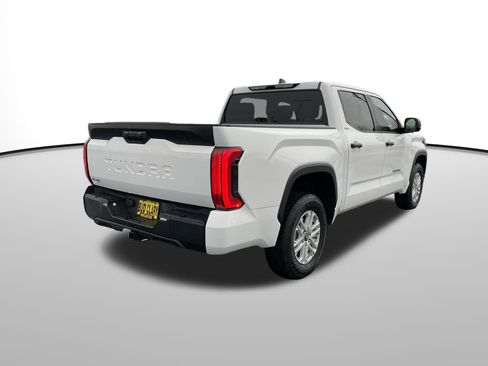 Used 2025 Toyota Tundra SR5 image 3