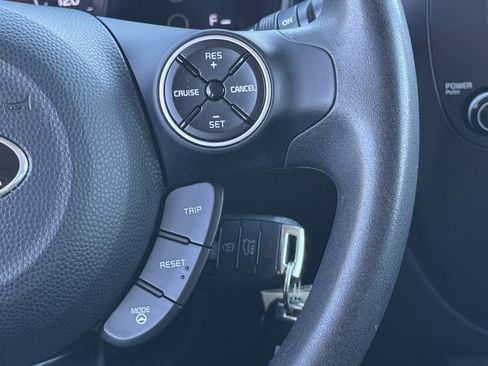 Used 2016 Kia Soul image 23