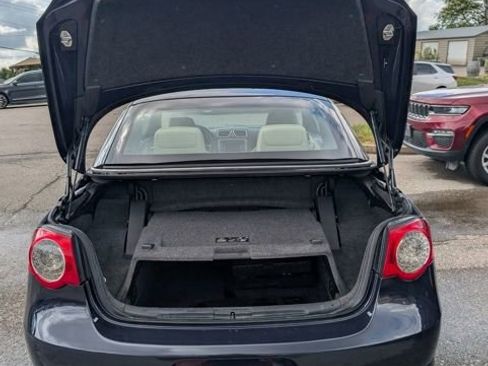 Used 2010 Volkswagen Eos Komfort image 14