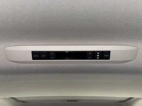 Certified 2025 Toyota Sienna XLE w/ XLE Plus Package AWD/4WD image 22