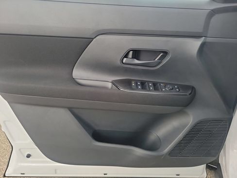 New 2026 Nissan Kicks S FWD image 17