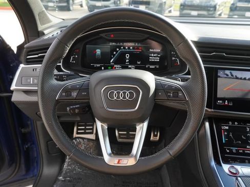 Used 2025 Audi SQ7 Prestige AWD/4WD image 27