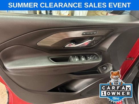 Used 2022 GMC Terrain SLT w/ Infotainment Package II AWD/4WD image 11