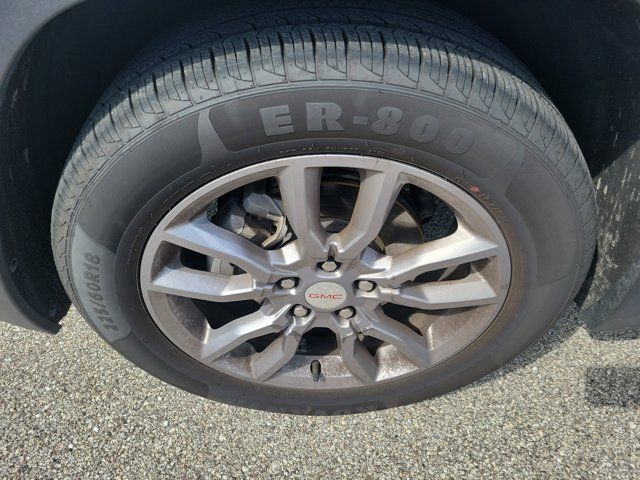 Used 2024 GMC Terrain SLT FWD image 8