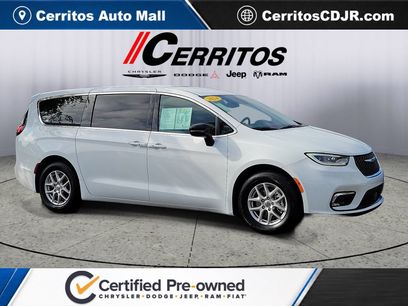 Certified 2024 Chrysler Pacifica Touring-L