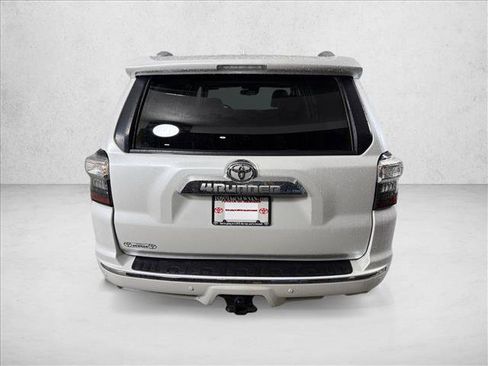 Used 2024 Toyota 4Runner Limited AWD/4WD image 6