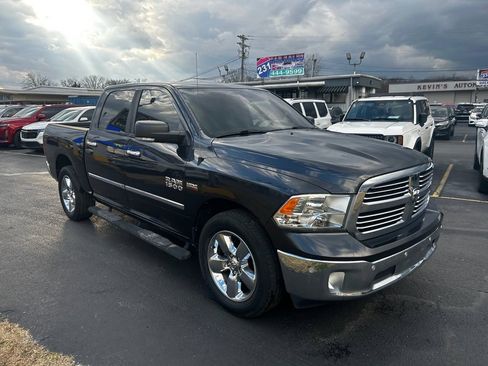Used 2017 RAM 1500 Big Horn image 2