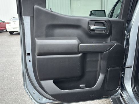 Used 2024 Chevrolet Silverado 1500 Custom image 18