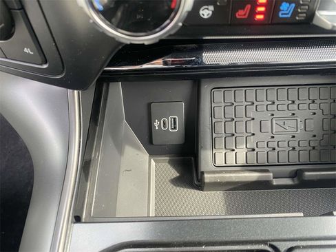 New 2025 Ford F150 Lariat w/ Equipment Group 502A High image 26