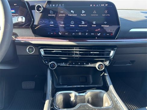 New 2026 Chevrolet Traverse Z71 w/ Enhanced Driving Package image 11