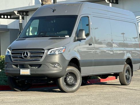 New 2025 Mercedes-Benz Sprinter 2500 image 21