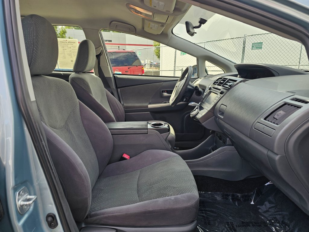 Used 2014 Toyota Prius V Three FWD image 10