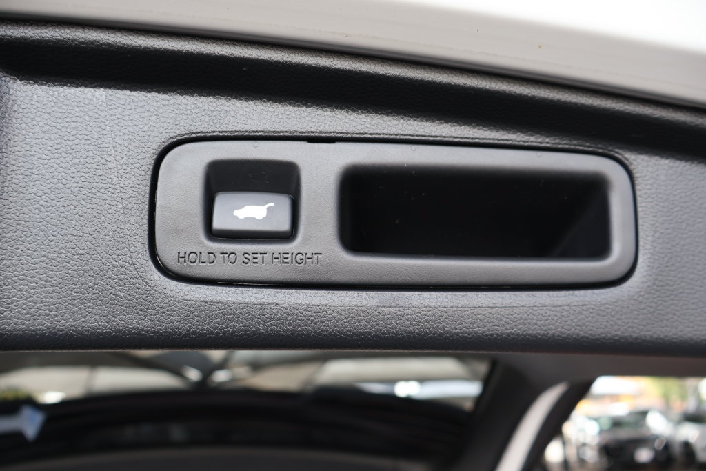 Used 2025 Honda CR-V Sport Touring image 60