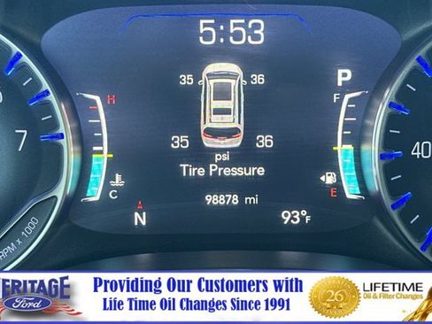 Used 2021 Chrysler Pacifica Touring-L FWD image 26
