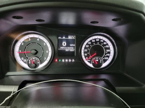 Used 2022 RAM 1500 Tradesman w/ Chrome Appearance Group image 11