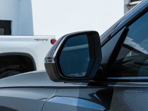 Used 2020 Audi Q8 Premium Plus w/ Premium Plus Package image 46