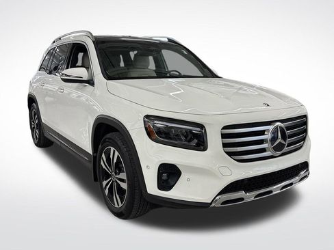 Used 2025 Mercedes-Benz GLB 250 image 7