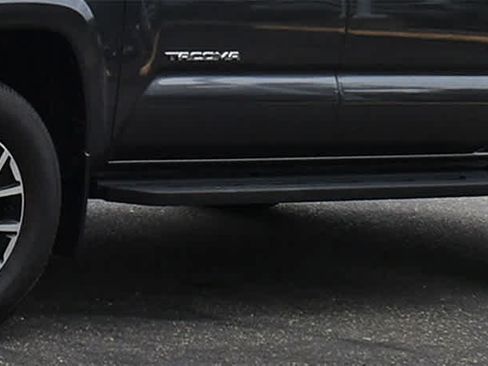 Used 2023 Toyota Tacoma TRD Sport w/ Technology Package AWD/4WD image 23