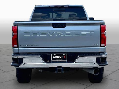 Used 2024 Chevrolet Silverado 2500 LTZ w/ LTZ Texas Edition AWD/4WD image 5