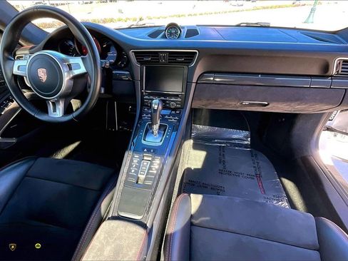 Used 2015 Porsche 911 Carrera 4 GTS image 14