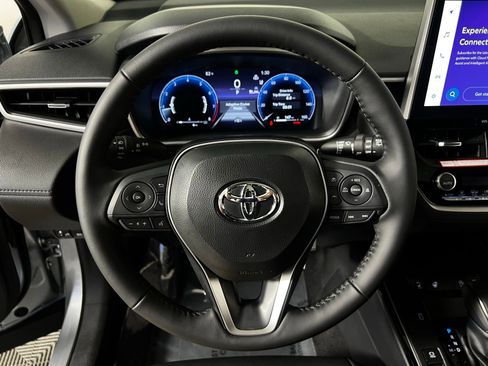 Certified 2026 Toyota Corolla Cross XLE w/ Convenience Package image 15