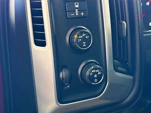 Used 2014 GMC Sierra 1500 SLE w/ SLE Value Package AWD/4WD image 11