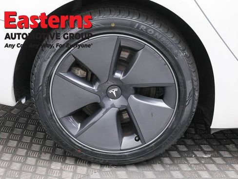 Used 2023 Tesla Model 3 Standard Range image 27
