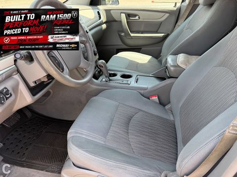 Used 2016 Chevrolet Traverse LS w/ LPO, 'HIT The Road' Package FWD image 12