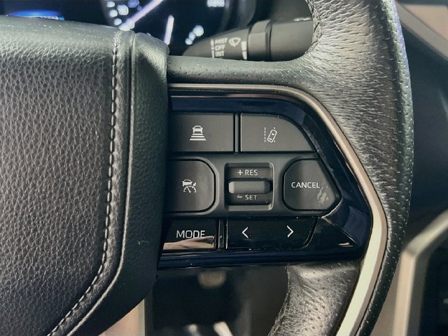 Used 2023 Toyota Tundra SR5 w/ SR5 Premium Package AWD/4WD image 18