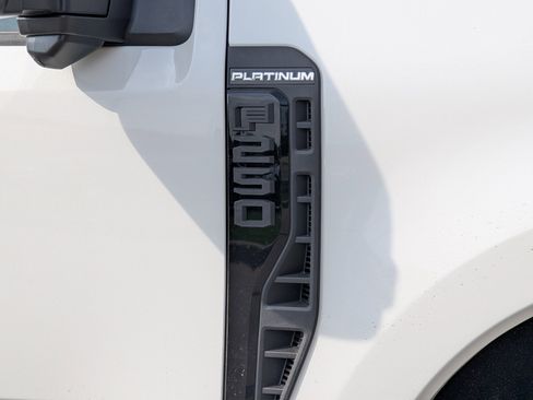 New 2026 Ford F250 Platinum w/ FX4 Off-Road Package image 11