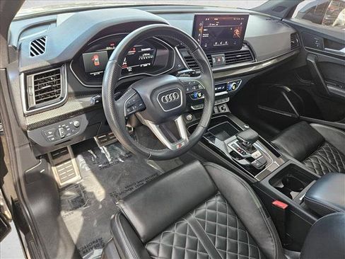 Used 2023 Audi SQ5 Prestige image 10