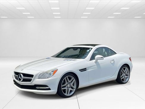 Used 2015 Mercedes-Benz SLK 250 image 6