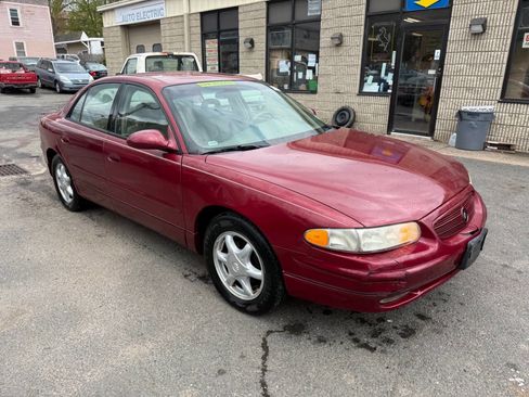 Used 2004 Buick Regal LS FWD image 1