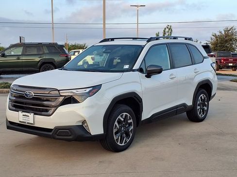 New 2026 Subaru Forester Premium AWD/4WD image 3
