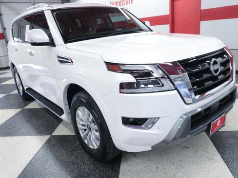 Used 2024 Nissan Armada SV w/ Cargo Package AWD/4WD image 33