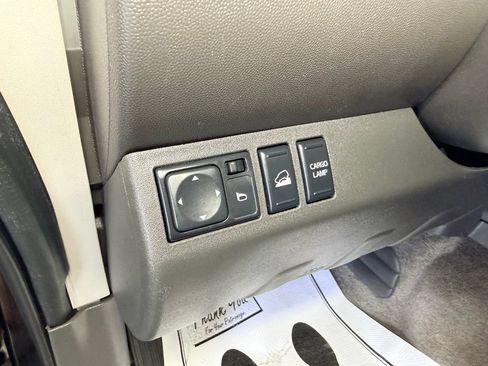 Used 2018 Nissan Frontier PRO-4X AWD/4WD image 17