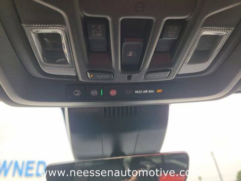Used 2025 GMC Sierra 2500 AT4 w/ AT4 Premium Plus Package AWD/4WD image 29
