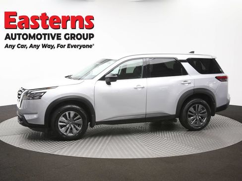 Used 2023 Nissan Pathfinder S AWD/4WD image 57