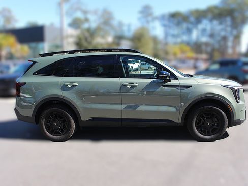 Certified 2024 Kia Sorento SX Prestige image 12