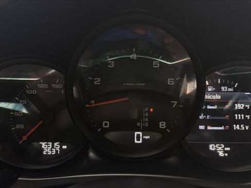 Used 2019 Porsche Macan AWD/4WD image 27