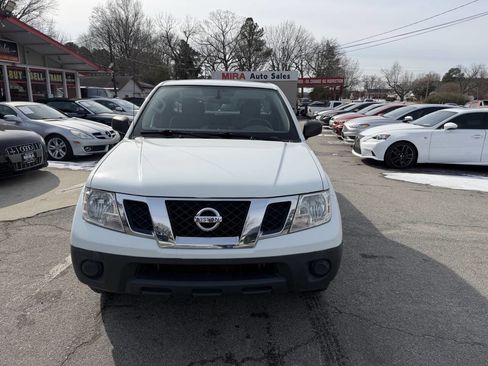 Used 2018 Nissan Frontier S image 10