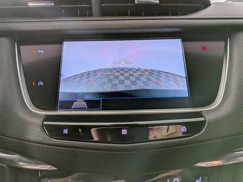 Used 2020 Cadillac XT5 Luxury w/ LPO, Floor Liner Package FWD image 18