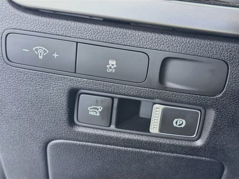 Used 2025 Hyundai Palisade SEL FWD image 16