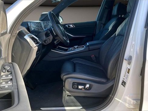 Used 2025 BMW X5 xDrive40i image 23