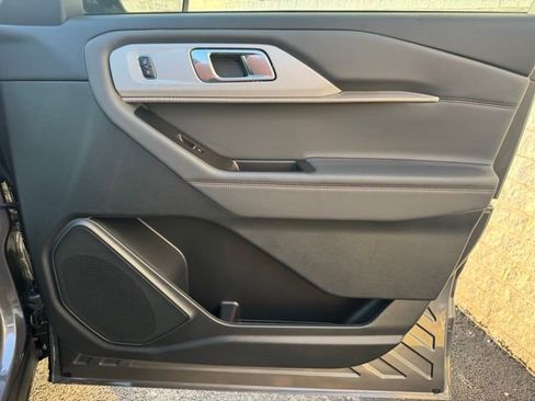 New 2026 Ford Explorer Active image 26