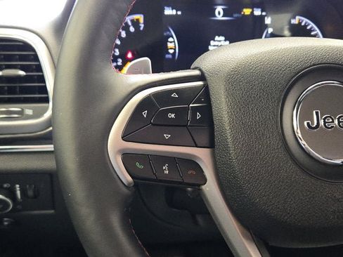 Used 2017 Jeep Grand Cherokee Trailhawk w/ Trailhawk Luxury Group AWD/4WD image 29