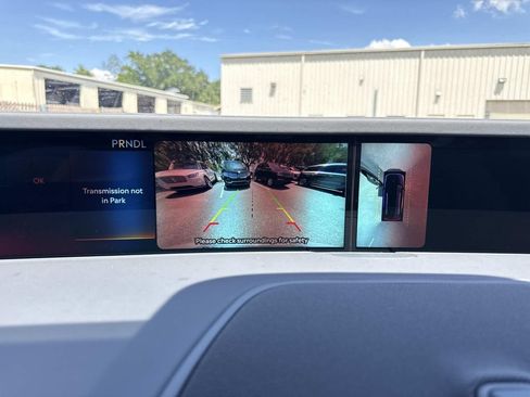 New 2026 Lincoln Nautilus Premier AWD/4WD image 24