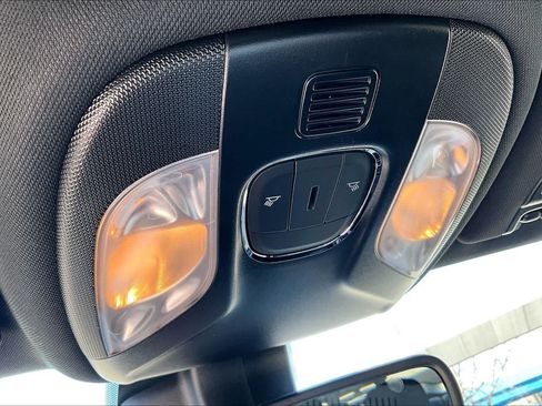 New 2026 Jeep Compass Latitude AWD/4WD image 17